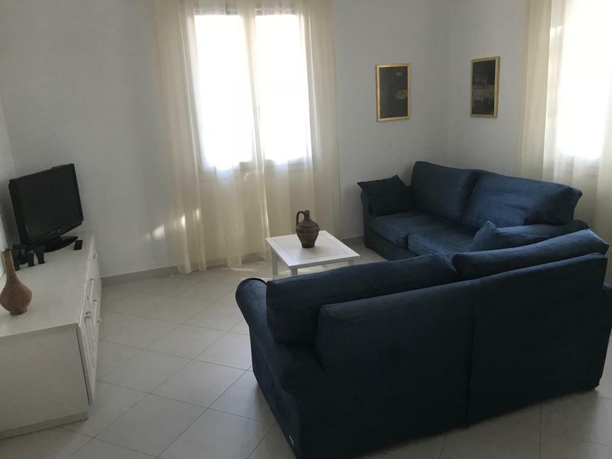 Casa Gigi Apartment Олбия Екстериор снимка
