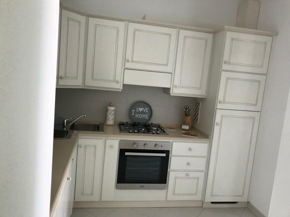 Casa Gigi Apartment Олбия Екстериор снимка
